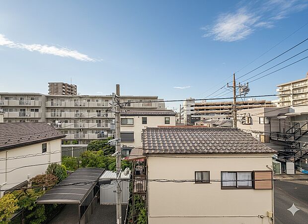 【眺望】眺望や窓からの景色が良いと、家で過ごす時間も快適です。