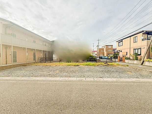 1号棟【外観】こちらの物件が少しでも気になるようでしたら、お気軽にお問合せください。人生でいちばん大きなお買い物ですので、ゆっくりご見学ください。ネット上の画像と実際の見学では、リアル感がま…