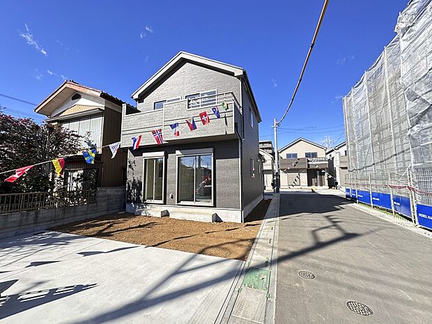 こちらの物件に少しでもご興味がありましたら、お気軽にお電話下さい。ネット上で「見えない物」「わからない事」でも、実際にご見学いただくことで、手に取るようにおわかりいただけるはずです。