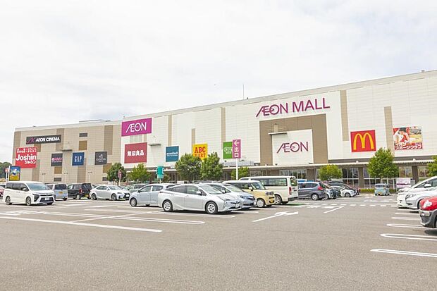 ショッピングセンター 1300m イオン浦和美園店