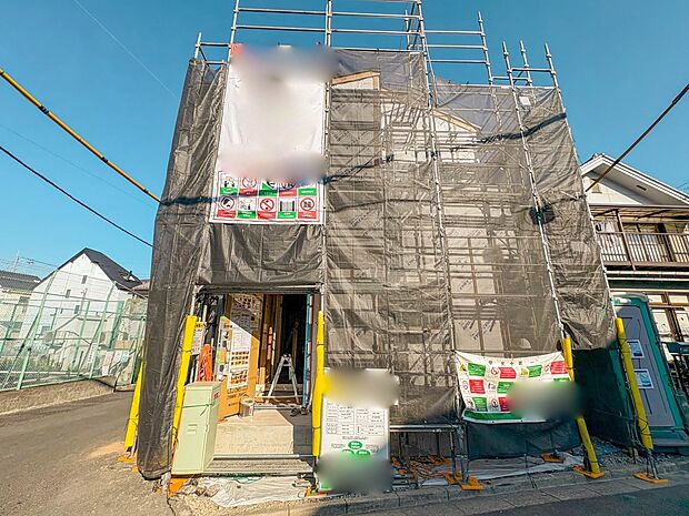 【外観】こちらの物件に少しでもご興味がありましたら、お気軽にお電話下さい。ネット上で「見えない物」「わからない事」でも、実際にご見学いただくことで、手に取るようにおわかりいただけるはずです。…