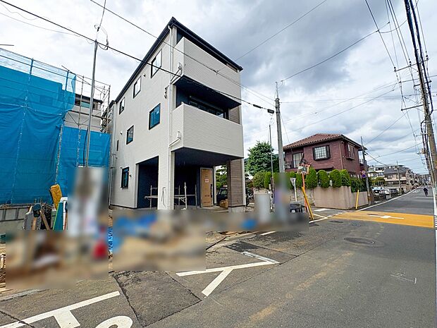 【前面道路】車の通行が少ないので、静かな住環境を維持することができます。