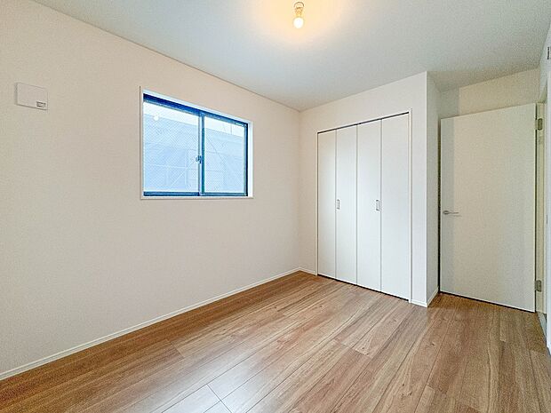 3号棟【寝室】充実した生活は伸びやかな居室空間から始まります。快適に・伸びやかに。心の潤いを求める方々へ。