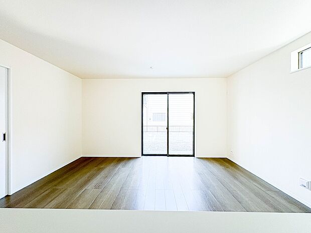 【ダイニング】愛を感じる、幸せを想う、心地よさを受けとる家の各スペースや各お部屋のさまざまな設備。人として日々の暮らしを先へすすめる設備・仕様を採用しています。