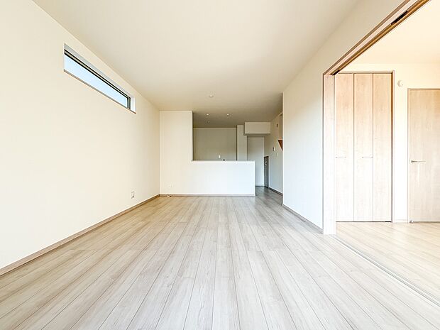 【LDK16.5帖】料理をしながら、後片付けをしながら二人で会話を楽しみたい空間。