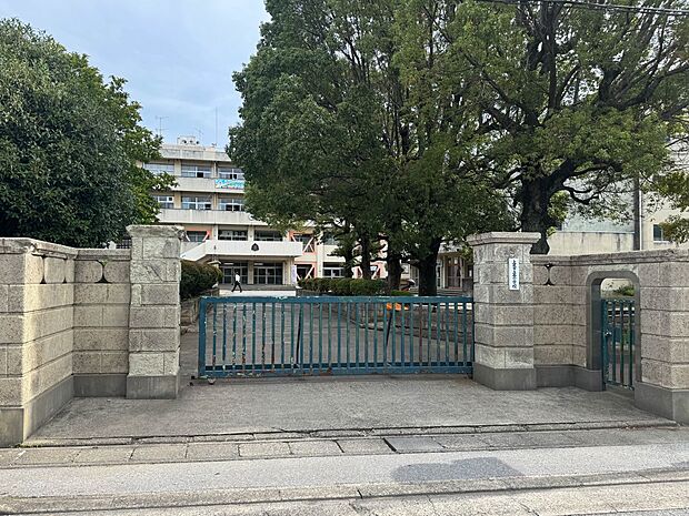 小学校 400m 上尾市立西小学校