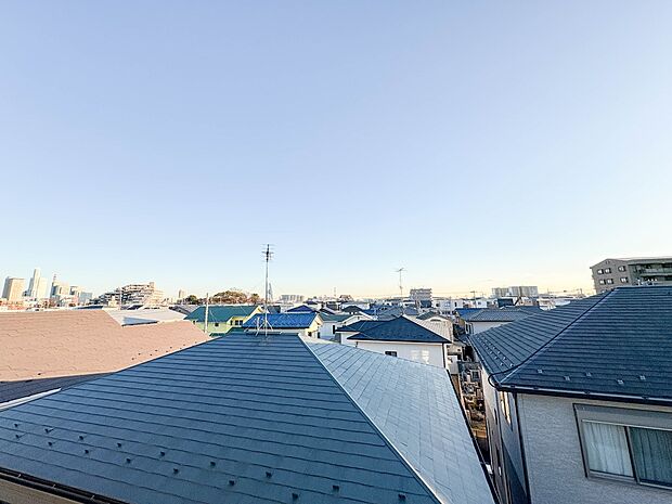 【眺望】眺望や窓からの景色が良いと、家で過ごす時間も快適です。