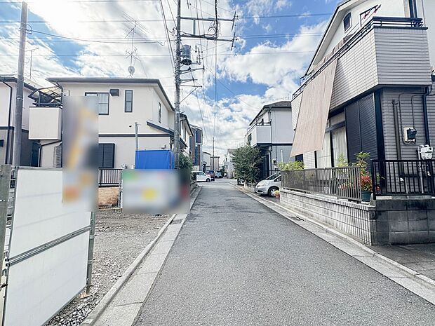 【外観】こちらの物件に少しでもご興味がありましたら、お気軽にお電話下さい。ネット上で「見えない物」「わからない事」でも、実際にご見学いただくことで、手に取るようにおわかりいただけるはずです。…