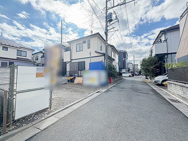 【外観】家族の温かさと陽光の暖かさ、楽しい毎日と明るい未来を予感させる「空間が織り成すひとつ先の住み心地」を演出します。