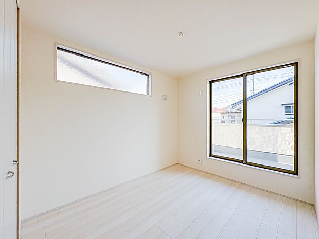 【洋室5.8帖】充実した生活は伸びやかな居室空間から始まります。快適に・伸びやかに。心の潤いを求める方々へ。