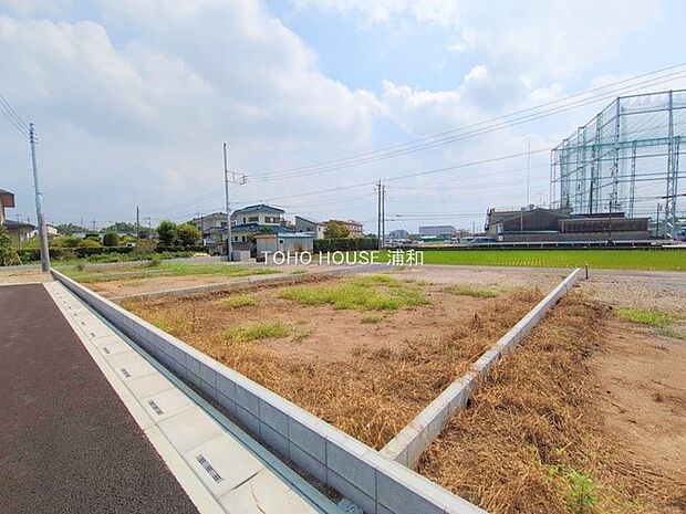 【Facade-外観】建物の居住性に拘った邸宅は、「落ち着き」と「安らぎ」と「快適」を実現