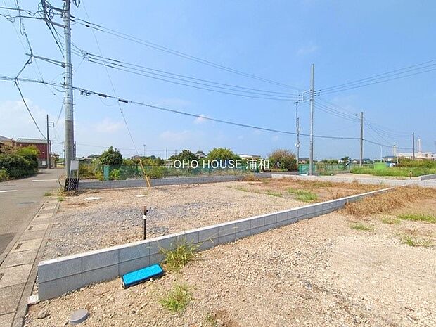 【ひとつ先の住み心地】家族の温かさと陽光の暖かさ、楽しい毎日と明るい未来を予感させる「空間が織り成すひとつ先の住み心地」を演出します。