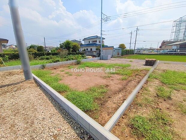 【現地外観】こちらの物件が少しでも気になるようでしたら、お気軽にお問合せください。人生でいちばん大きなお買い物ですので、ゆっくりご見学ください。ネット上の画像と実際の見学では、リアル感がまる…