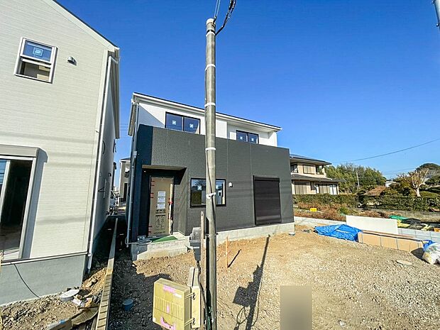 【庭】庭がある戸建てに住む楽しみのひとつは、自分たちの好みに合わせて、家庭菜園や庭づくりができることでしょう。自由自在に庭をコーディネートしてみませんか！