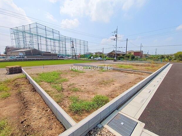 【ひとつ先の住み心地】家族の温かさと陽光の暖かさ、楽しい毎日と明るい未来を予感させる「空間が織り成すひとつ先の住み心地」を演出します。