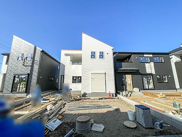 【庭】庭がある戸建てに住む楽しみのひとつは、自分たちの好みに合わせて、家庭菜園や庭づくりができることでしょう。自由自在に庭をコーディネートしてみませんか！