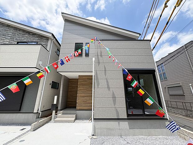 3号棟【外観】家は一生のお買物。自分ならではの家族ならではの、家にしたい。書斎を設ける。子どものプレイングルームを設ける。趣味のオーディオルームを設置する。夢を追うオンリーワンの家です。