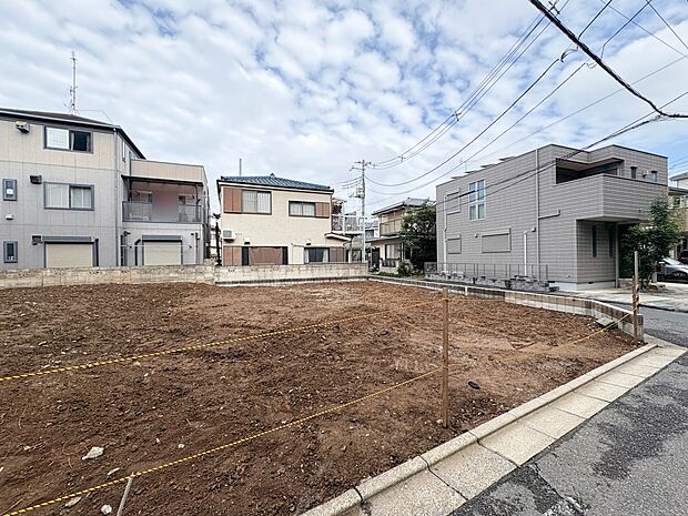 3号棟【外観】家は一生のお買物。自分ならではの家族ならではの、家にしたい。書斎を設ける。子どものプレイングルームを設ける。趣味のオーディオルームを設置する。夢を追うオンリーワンの家です。