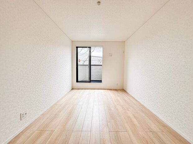 【洋室】充実した生活は伸びやかな居室空間から始まります。快適に・伸びやかに。心の潤いを求める方々へ。