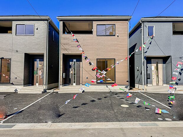 【前面道路】車の通行が少ないので、静かな住環境を維持することができます。