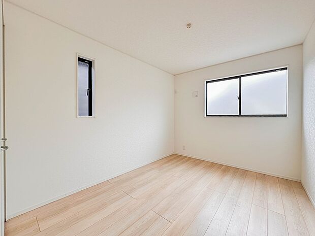【洋室】充実した生活は伸びやかな居室空間から始まります。快適に・伸びやかに。心の潤いを求める方々へ。