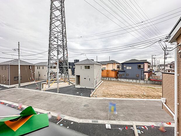 【眺望】眺望や窓からの景色が良いと、家で過ごす時間も快適です。