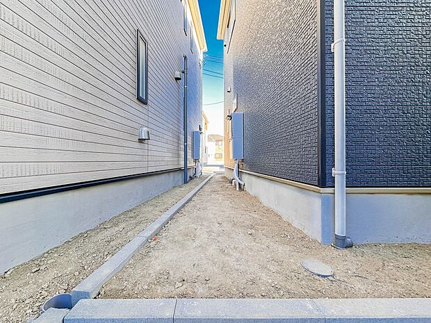 【庭】プランター等をおいてガーデニングが楽しめます。