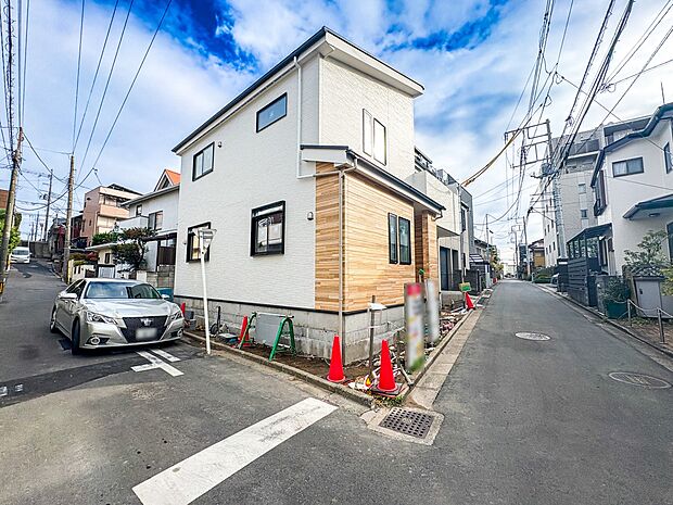 【ぜひ現地をご確認下さい】陽当りや通風性など各所に施された工夫で住みやすさを実現。部屋の大きさや周辺環境・街並など、資料には掲載していない情報が現地にはたくさんございます。是非ご確認下さい。…