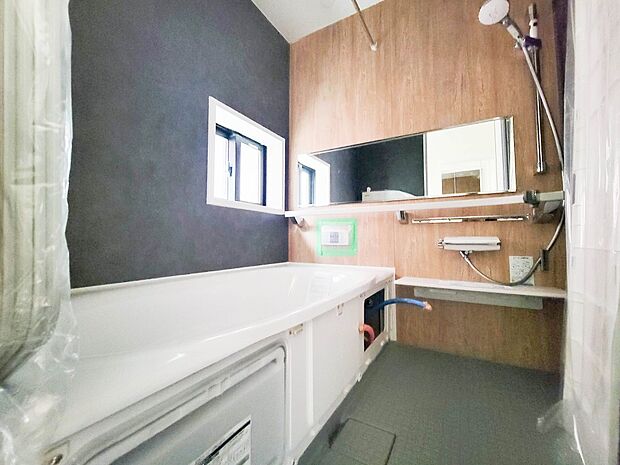 A号棟【浴室】一日の疲れを癒してくれるお風呂空間。使いやすさと上質な質感を両立して、単なる習慣から特別な時間に変わるはず。