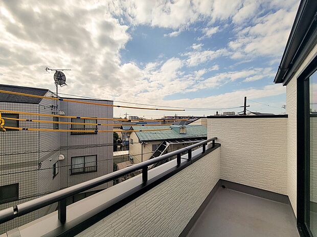 A号棟【眺望】眺望や窓からの景色が良いと、家で過ごす時間も快適です。