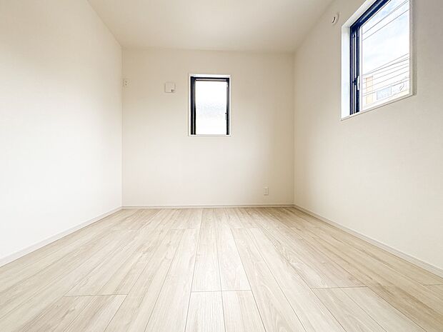 【洋室6帖】充実した生活は伸びやかな居室空間から始まります。快適に・伸びやかに。心の潤いを求める方々へ。