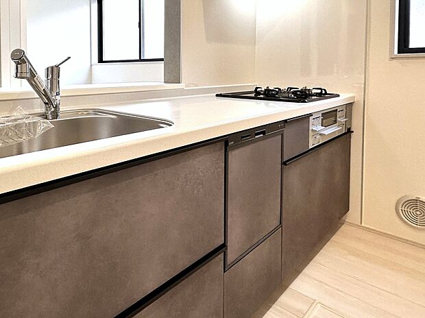 【食器洗浄乾燥機】家事効率と節水効果も期待の設備