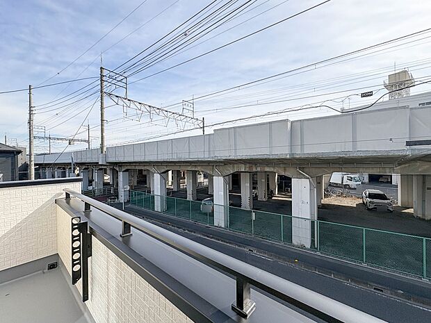 12号棟【眺望】眺望や窓からの景色が良いと、家で過ごす時間も快適です。