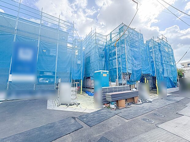 【外観】こちらの物件に少しでもご興味がありましたら、お気軽にお電話下さい。ネット上で「見えない物」「わからない事」でも、実際にご見学いただくことで、手に取るようにおわかりいただけるはずです。…