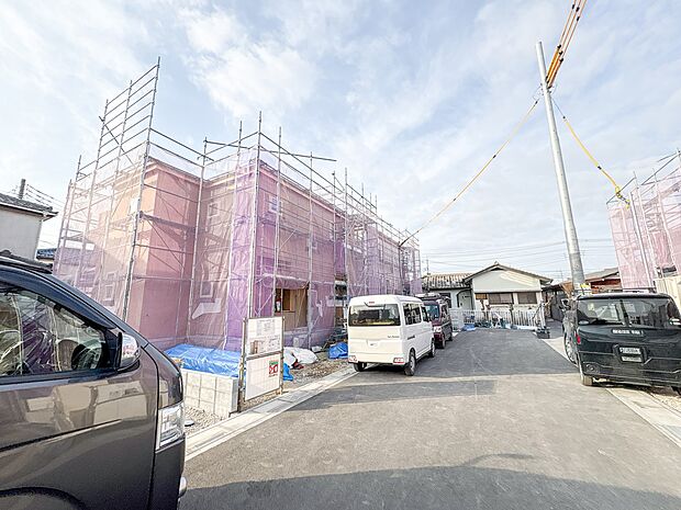 【外観】こちらの物件に少しでもご興味がありましたら、お気軽にお電話下さい。ネット上で「見えない物」「わからない事」でも、実際にご見学いただくことで、手に取るようにおわかりいただけるはずです。…