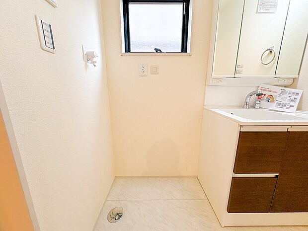 11号棟【ランドリースペース】広さもたっぷり。