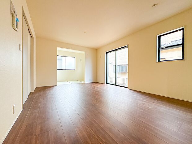 11号棟【LDK16帖】家族の様子が見えやすいダイニングスペース