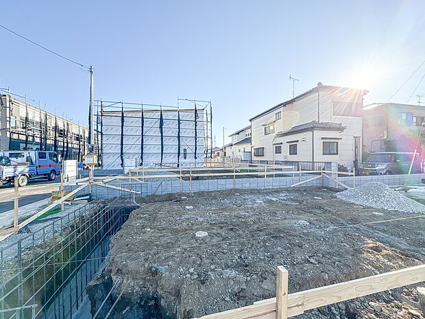 【外観】家は一生のお買物。自分ならではの家族ならではの、家にしたい。書斎を設ける。子どものプレイングルームを設ける。趣味のオーディオルームを設置する。夢を追うオンリーワンの家です。