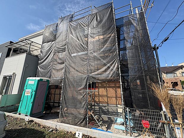 【外観】こちらの物件が少しでも気になるようでしたら、お気軽にお問合せください。人生でいちばん大きなお買い物ですので、ゆっくりご見学ください。ネット上の画像と実際の見学では、リアル感がまるで違…