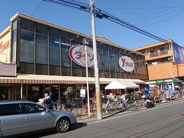 スーパー 350m ワイ・バリュー美女木店