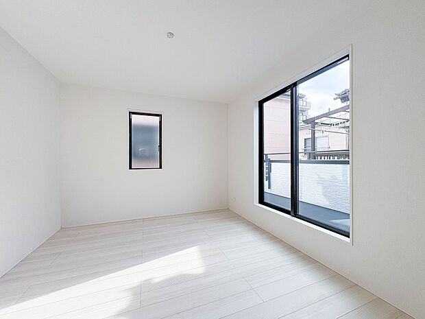 【寝室】充実した生活は伸びやかな居室空間から始まります。快適に・伸びやかに。心の潤いを求める方々へ。