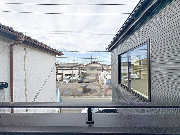 【眺望】眺望や窓からの景色が良いと、家で過ごす時間も快適です。