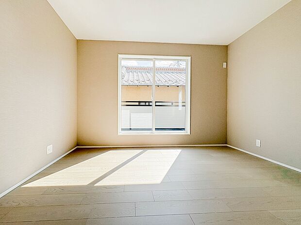 シンプルな内装はおしゃれのポイントです。シンプルは華美より飽きがこないからです。色や模様でおしゃれ感をだす。それがシンプルイズビューティーです。