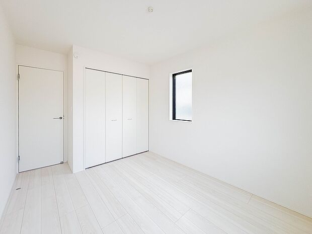 こちらの物件が少しでも気になるようでしたら、お気軽にお問合せください。人生でいちばん大きなお買い物ですので、ゆっくりご見学ください。ネット上の画像と実際の見学では、リアル感がまるで違います。…