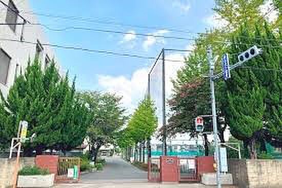 中学校 650m さいたま市立日進中学校