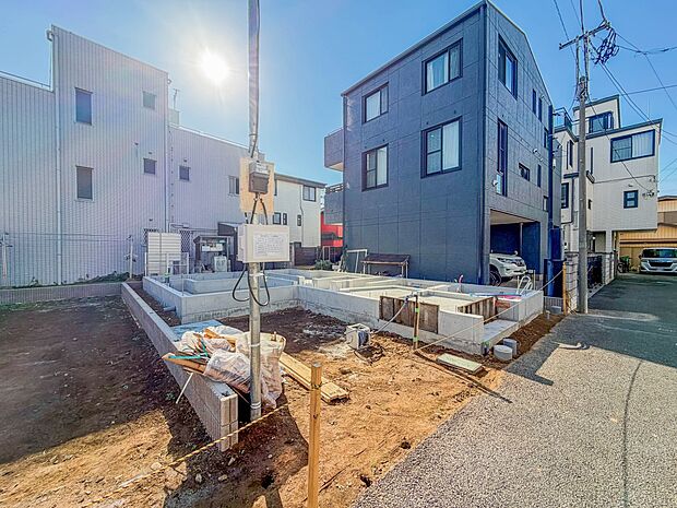 【現地外観】こちらの物件が少しでも気になるようでしたら、お気軽にお問合せください。人生でいちばん大きなお買い物ですので、ゆっくりご見学ください。ネット上の画像と実際の見学では、リアル感がまる…