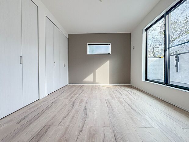 2号棟【寝室】寝室は大きいベッドを置くことも可能です。