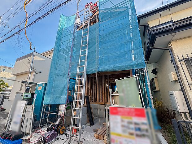 【外観】こちらの物件が少しでも気になるようでしたら、お気軽にお問合せください。人生でいちばん大きなお買い物ですので、ゆっくりご見学ください。ネット上の画像と実際の見学では、リアル感がまるで違…