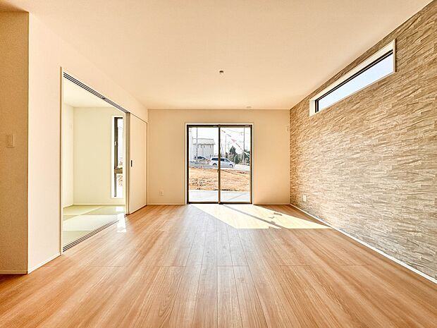 【LDK-17帖-】明るく開放的な空間が広がるLDK。