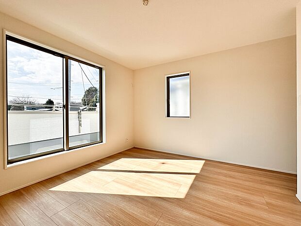 【洋室】充実した生活は伸びやかな居室空間から始まります。快適に・伸びやかに。心の潤いを求める方々へ。